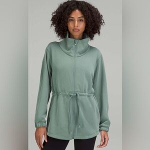 Lululemon Softstreme Cinch-Waist Jacket Full Zip Jacket Tidewater Teal size 10